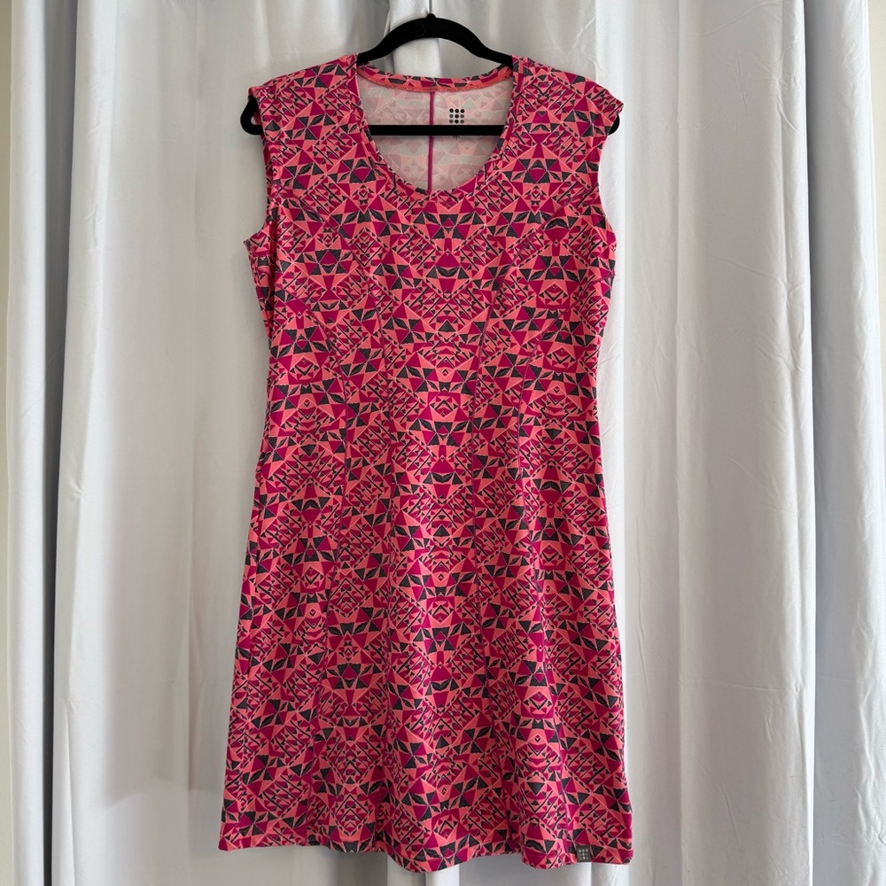 Title Nine Dream Athletic Dress Geometric Zip Side Women’s Medium - Picture 1 of 8